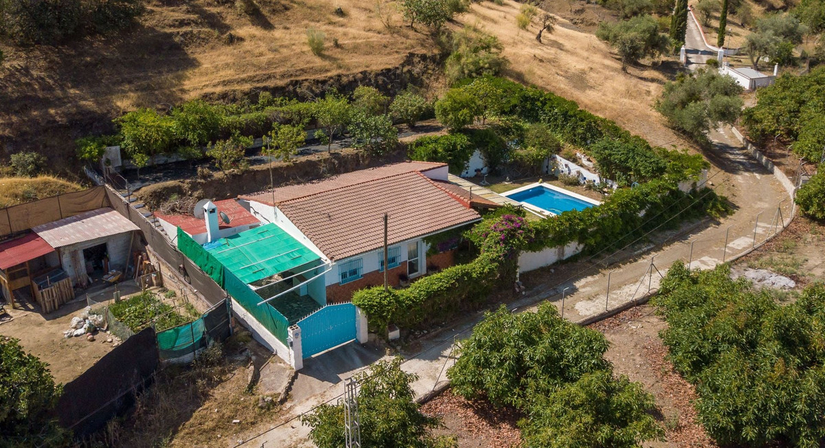 Vrijstaande Villa te koop in Coín | 3 slaapkamers H5379235