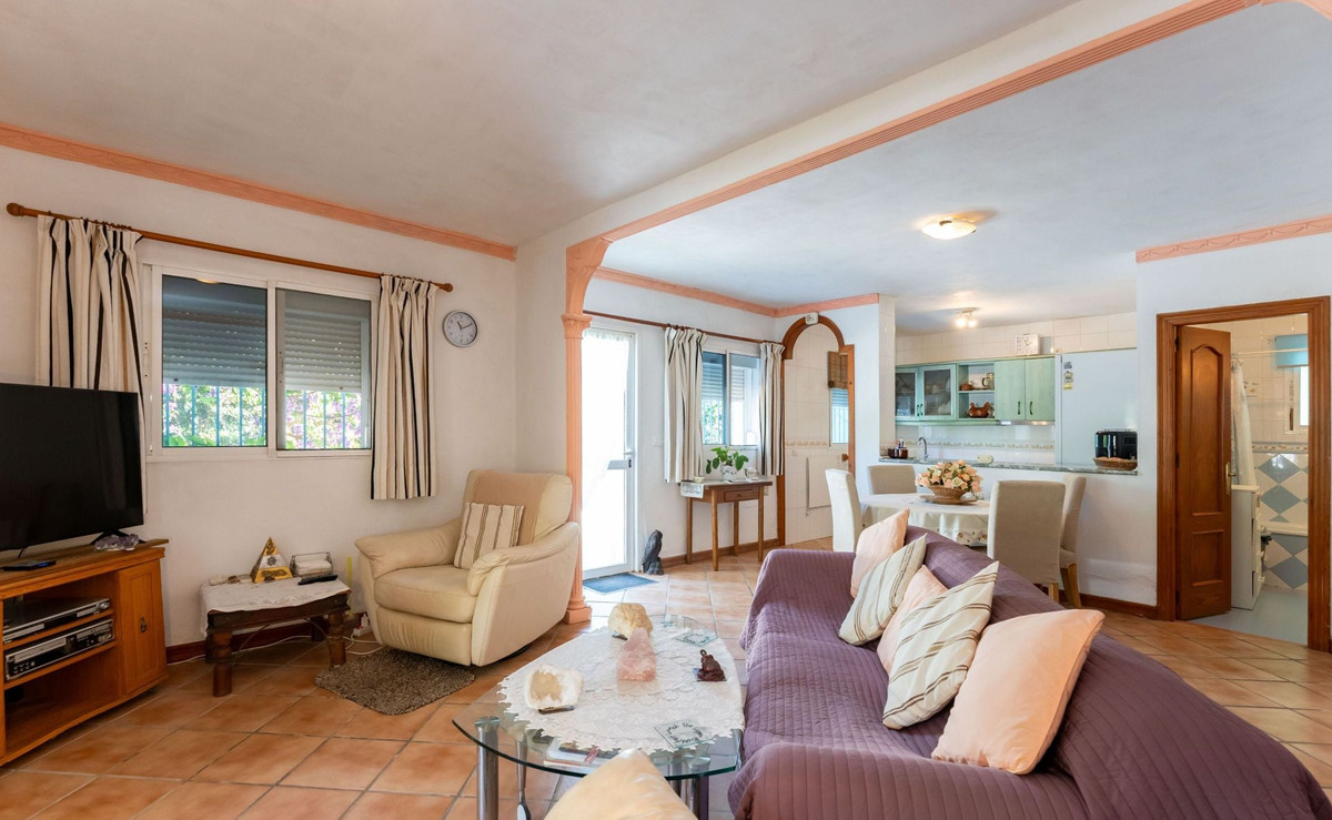 Vrijstaande Villa te koop in Coín | 3 slaapkamers H5379235