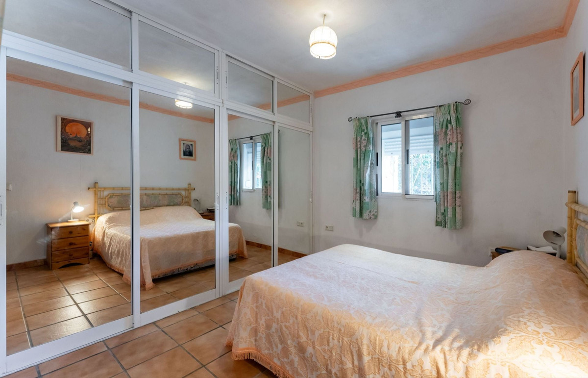 Vrijstaande Villa te koop in Coín | 3 slaapkamers H5379235