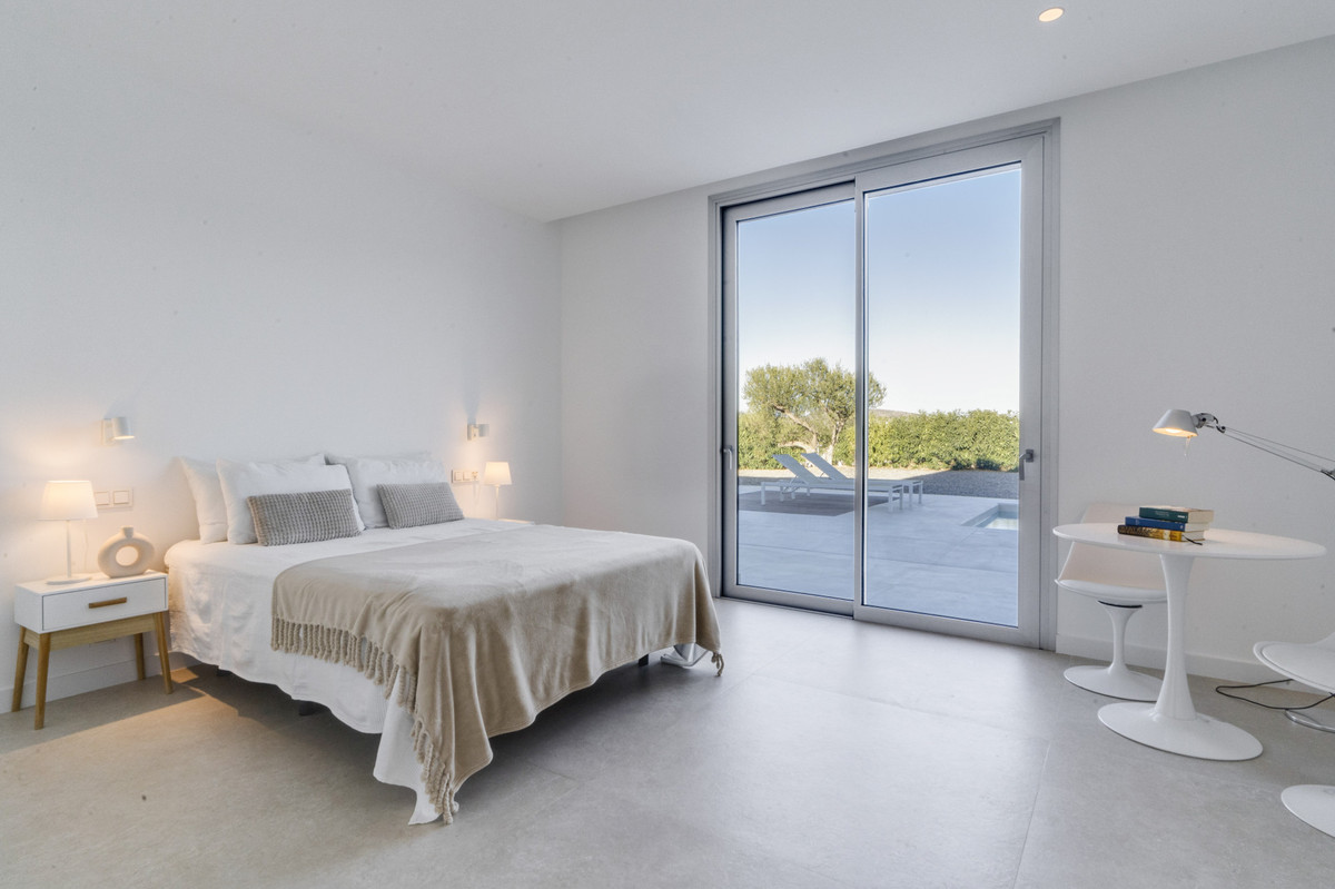 Vrijstaande Villa te koop in Coín | 4 slaapkamers H5383087