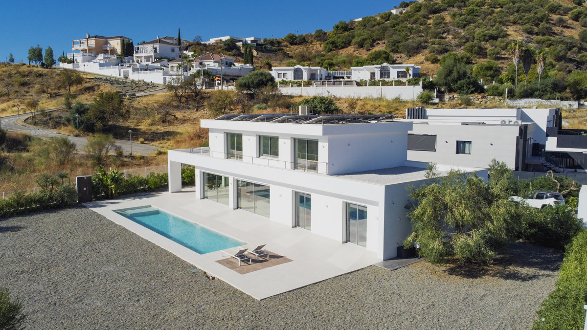 Vrijstaande Villa te koop in Coín | 4 slaapkamers H5383087