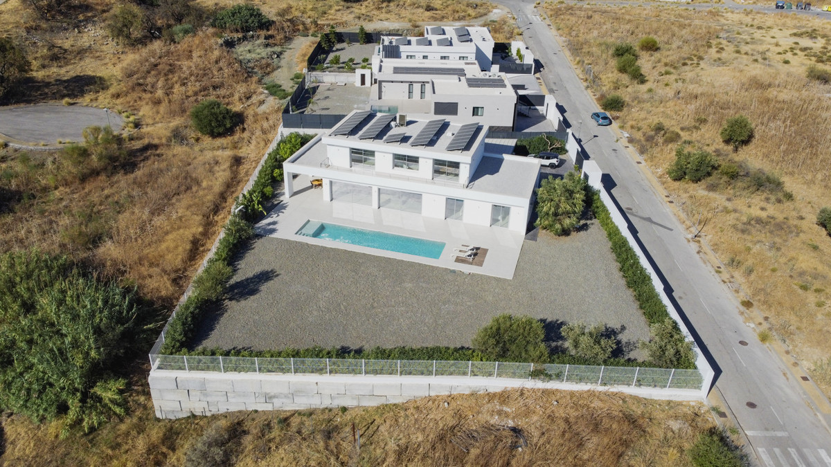 Vrijstaande Villa te koop in Coín | 4 slaapkamers H5383087