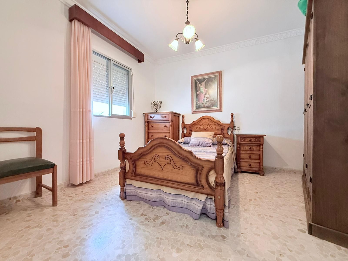 Geschakelde Woning te koop in Coín | 4 slaapkamers H5387020
