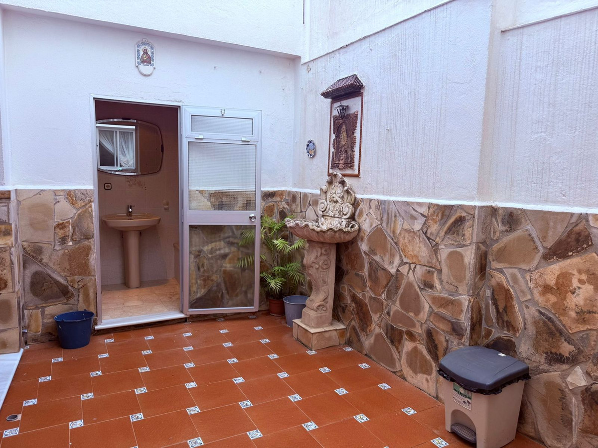 Geschakelde Woning te koop in Coín | 4 slaapkamers H5387020