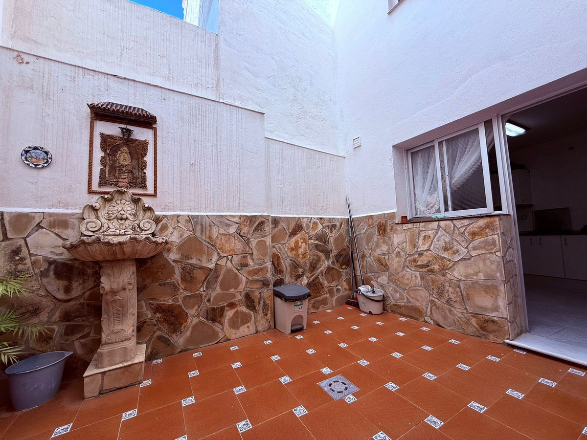 Geschakelde Woning te koop in Coín | 4 slaapkamers H5387020