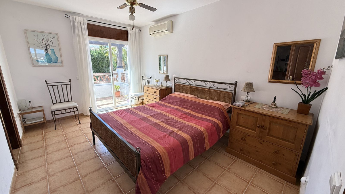 Vrijstaande Villa te koop in Coín | 3 slaapkamers H5391217