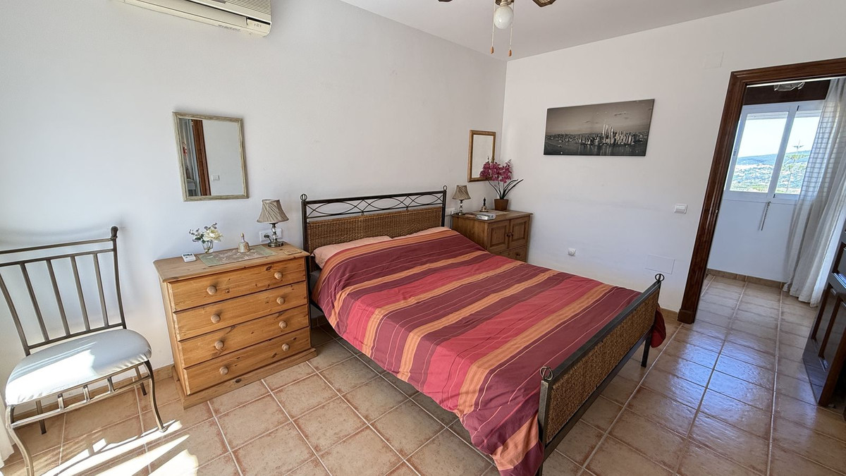 Vrijstaande Villa te koop in Coín | 3 slaapkamers H5391217