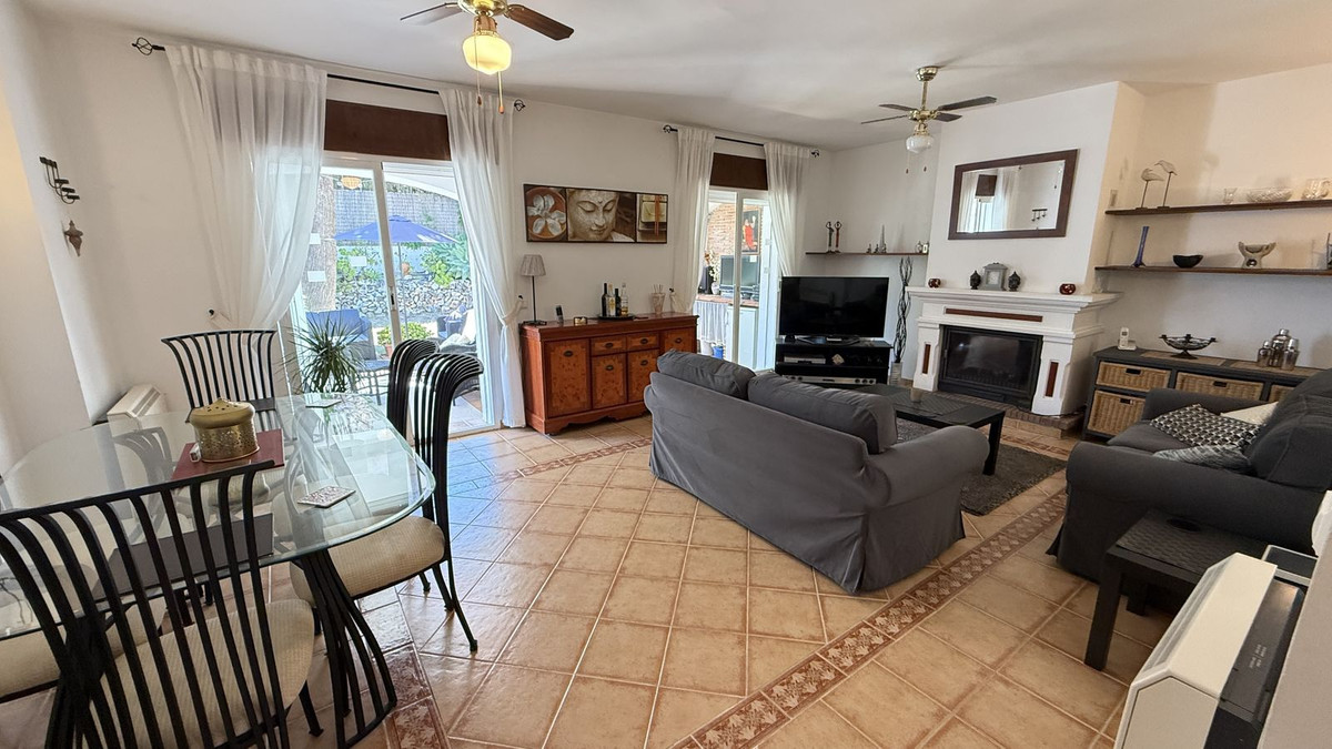 Vrijstaande Villa te koop in Coín | 3 slaapkamers H5391217