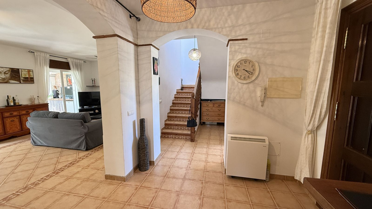 Vrijstaande Villa te koop in Coín | 3 slaapkamers H5391217