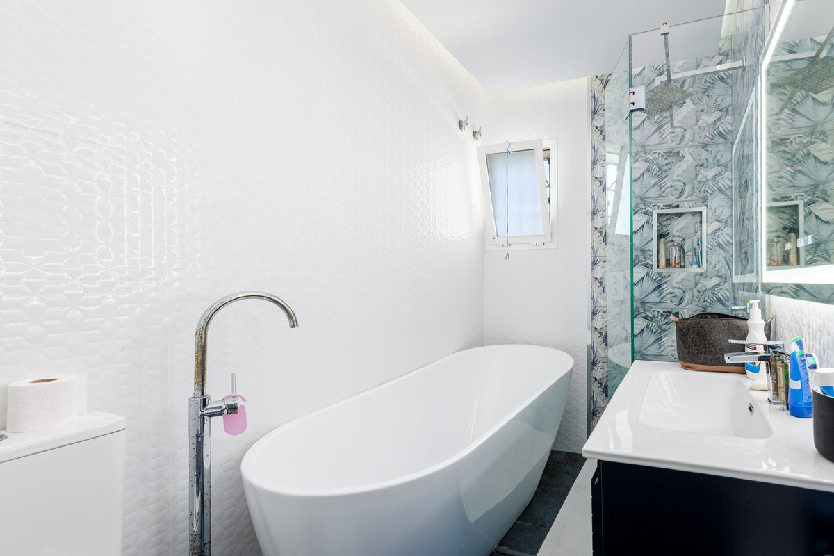 Vrijstaande Villa te koop in Coín | 6 slaapkamers H5393173