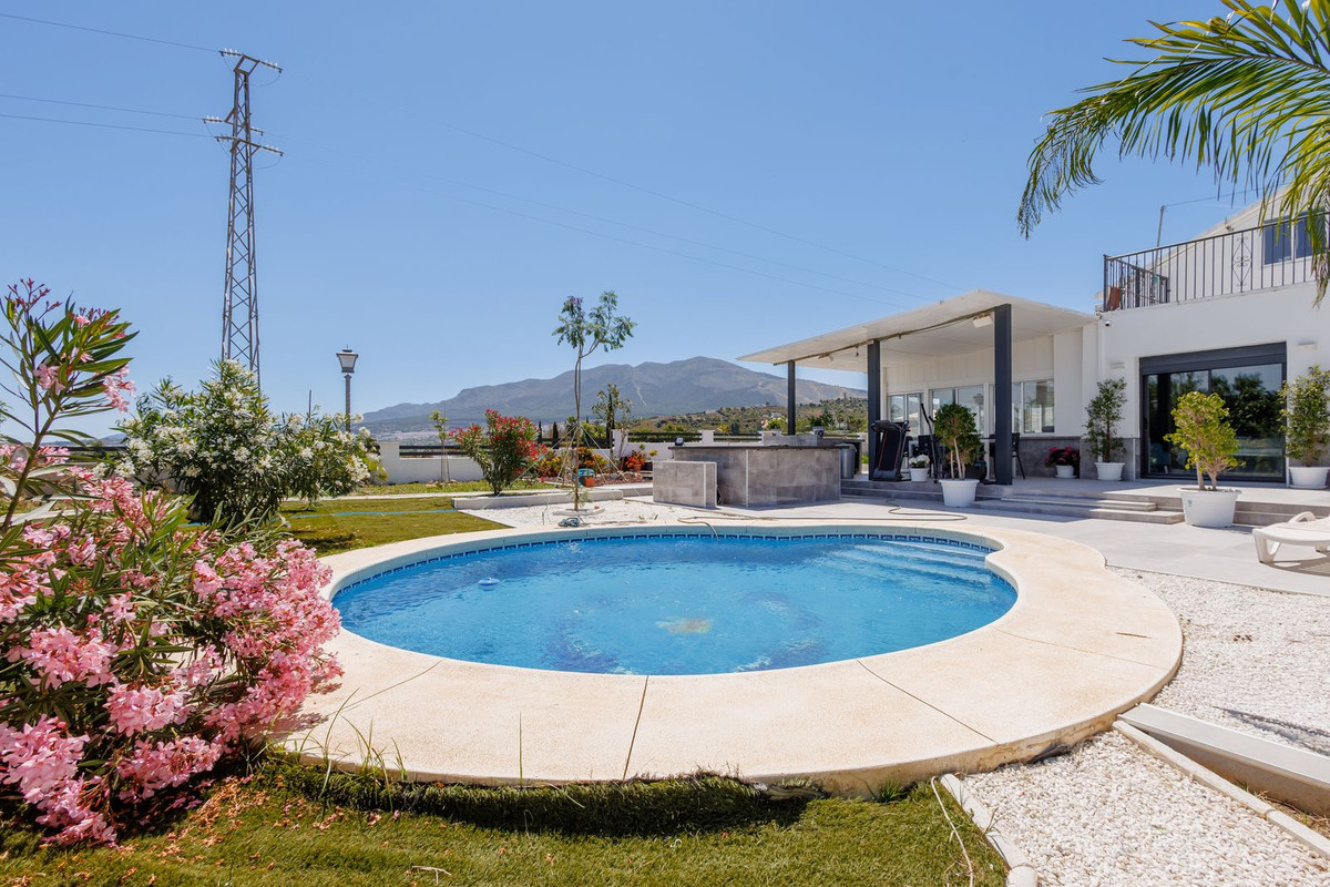 Vrijstaande Villa te koop in Coín | 6 slaapkamers H5393173