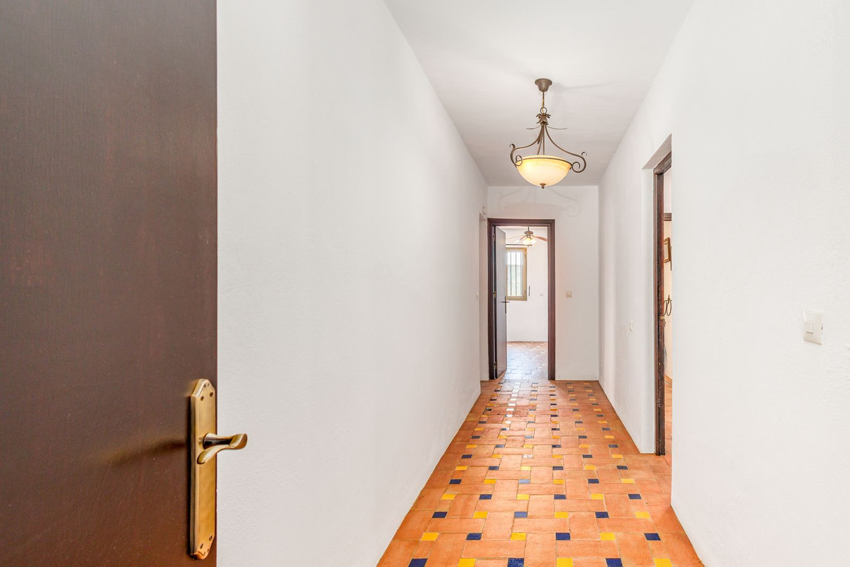 Vrijstaande Villa te koop in Coín | 6 slaapkamers H5394253