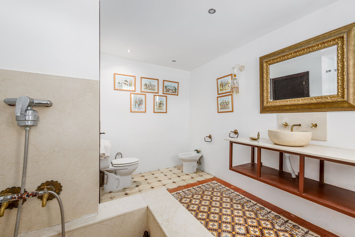 Vrijstaande Villa te koop in Coín | 6 slaapkamers H5394253