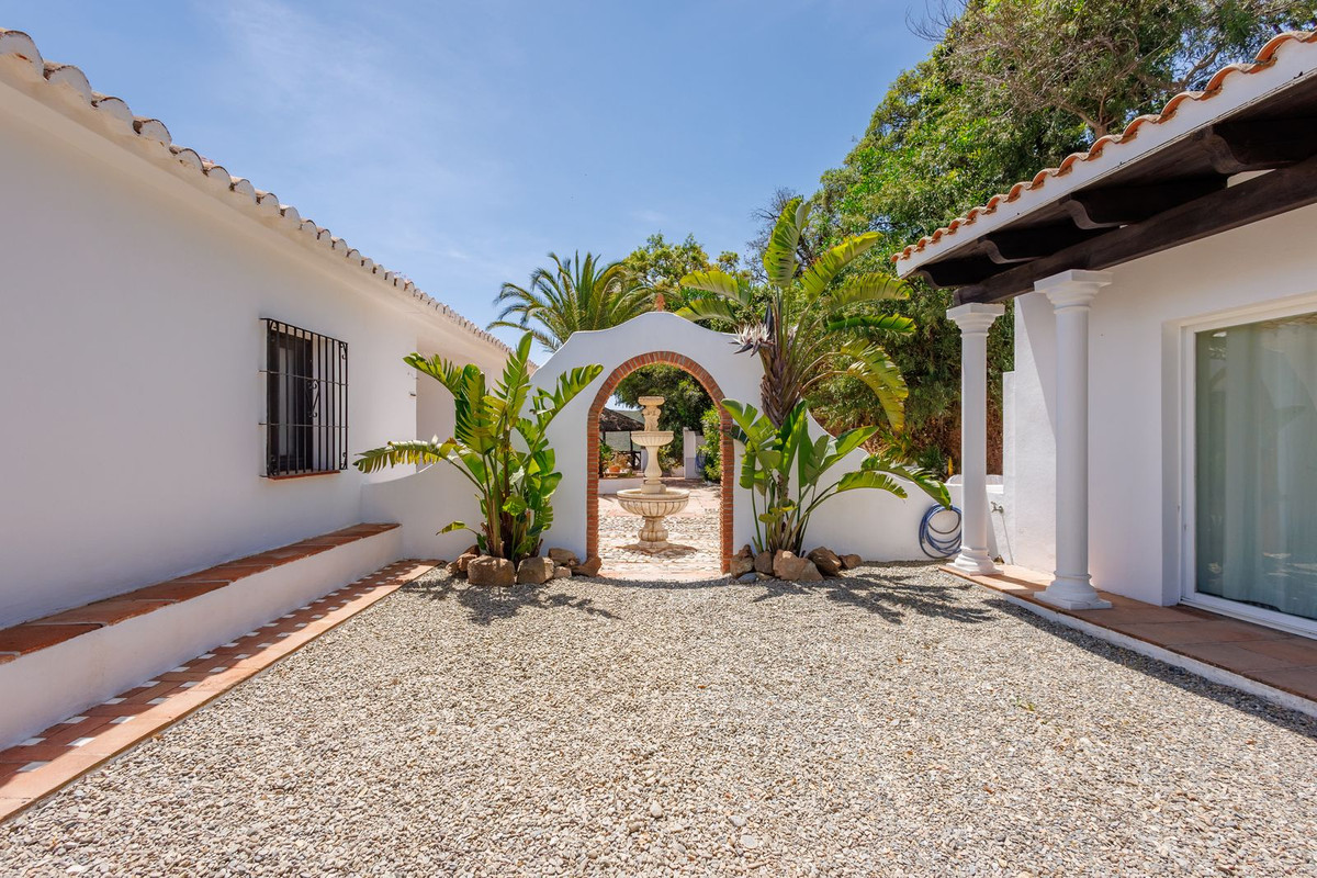 Vrijstaande Villa te koop in Coín | 6 slaapkamers H5394253