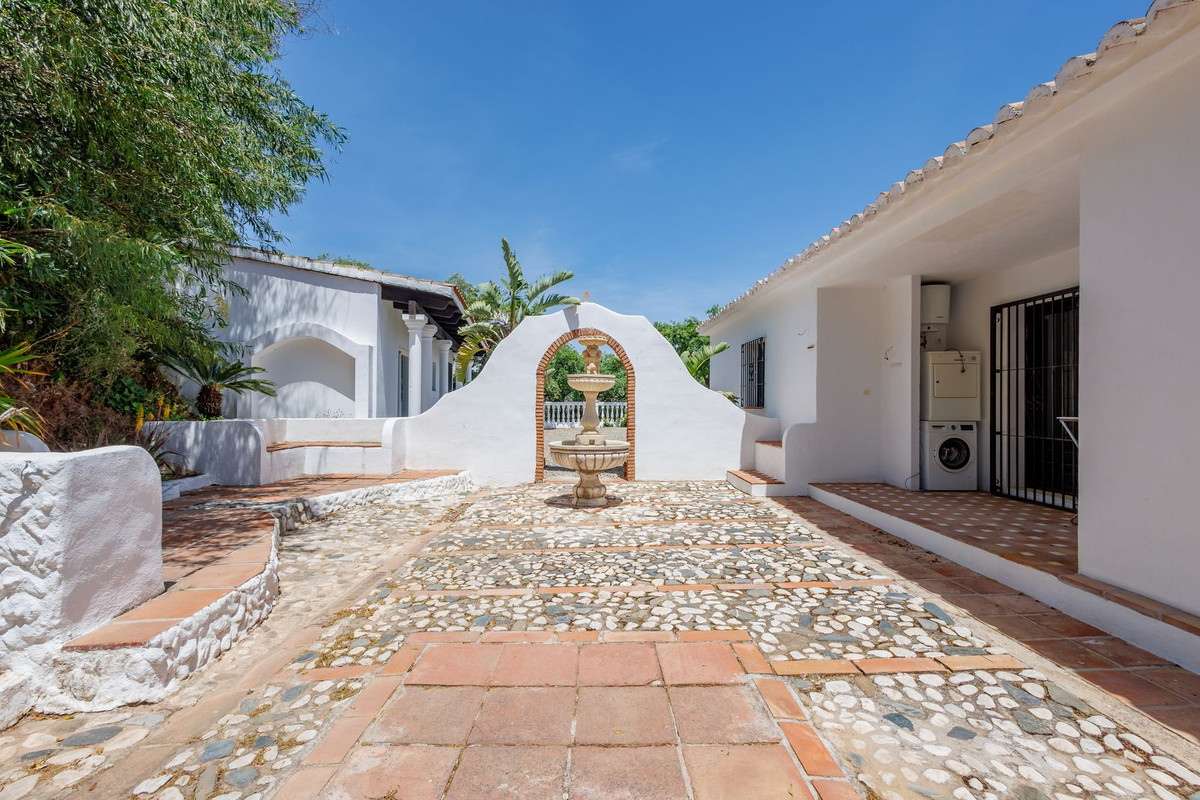 Vrijstaande Villa te koop in Coín | 6 slaapkamers H5394253