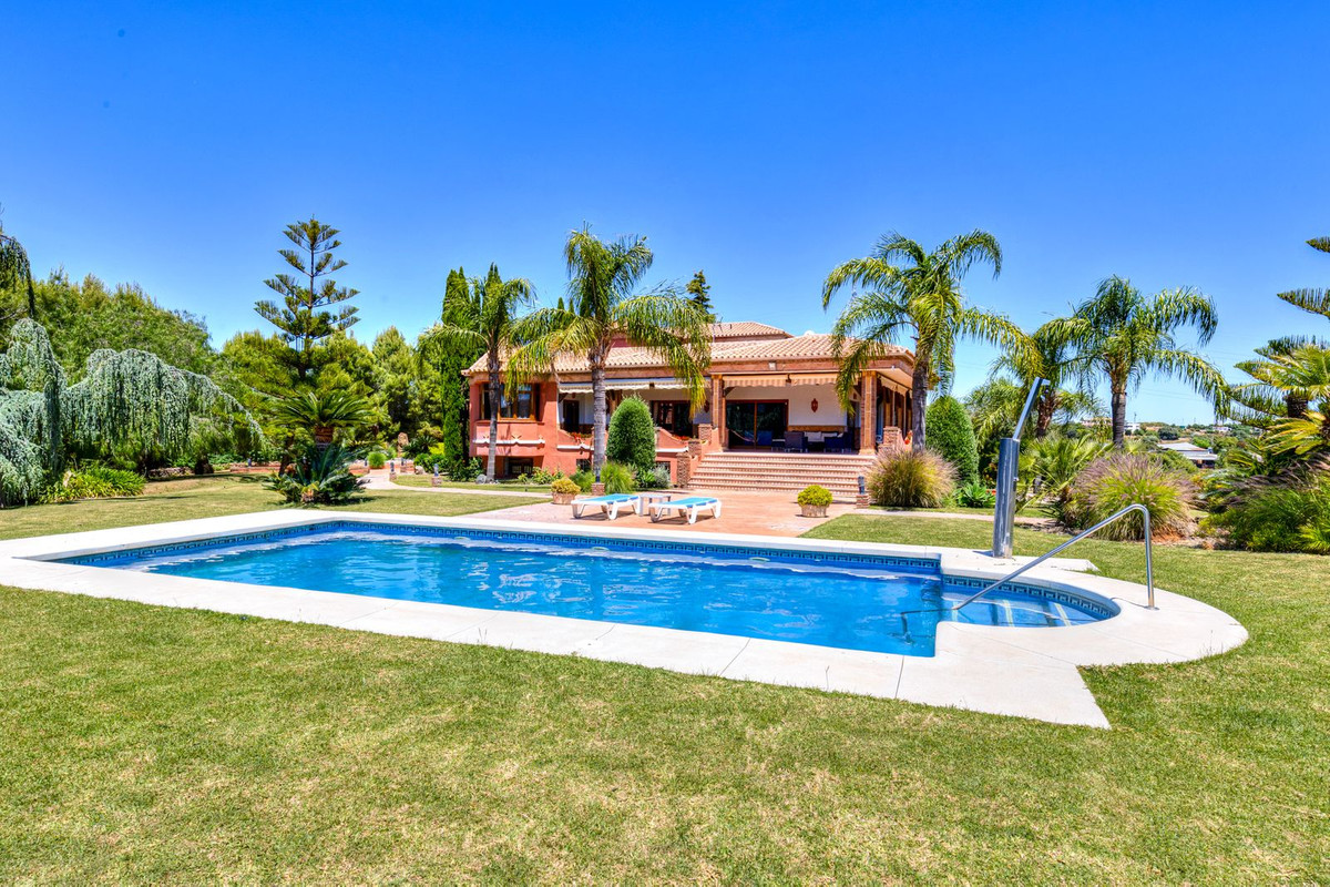 Finca - Cortijo te koop in Coín | 8 slaapkamers H5394313