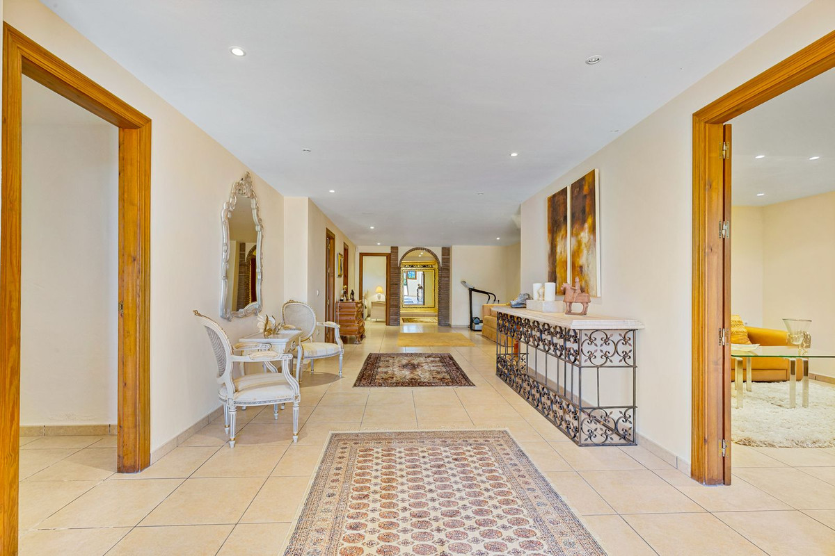 Finca - Cortijo te koop in Coín | 8 slaapkamers H5394313