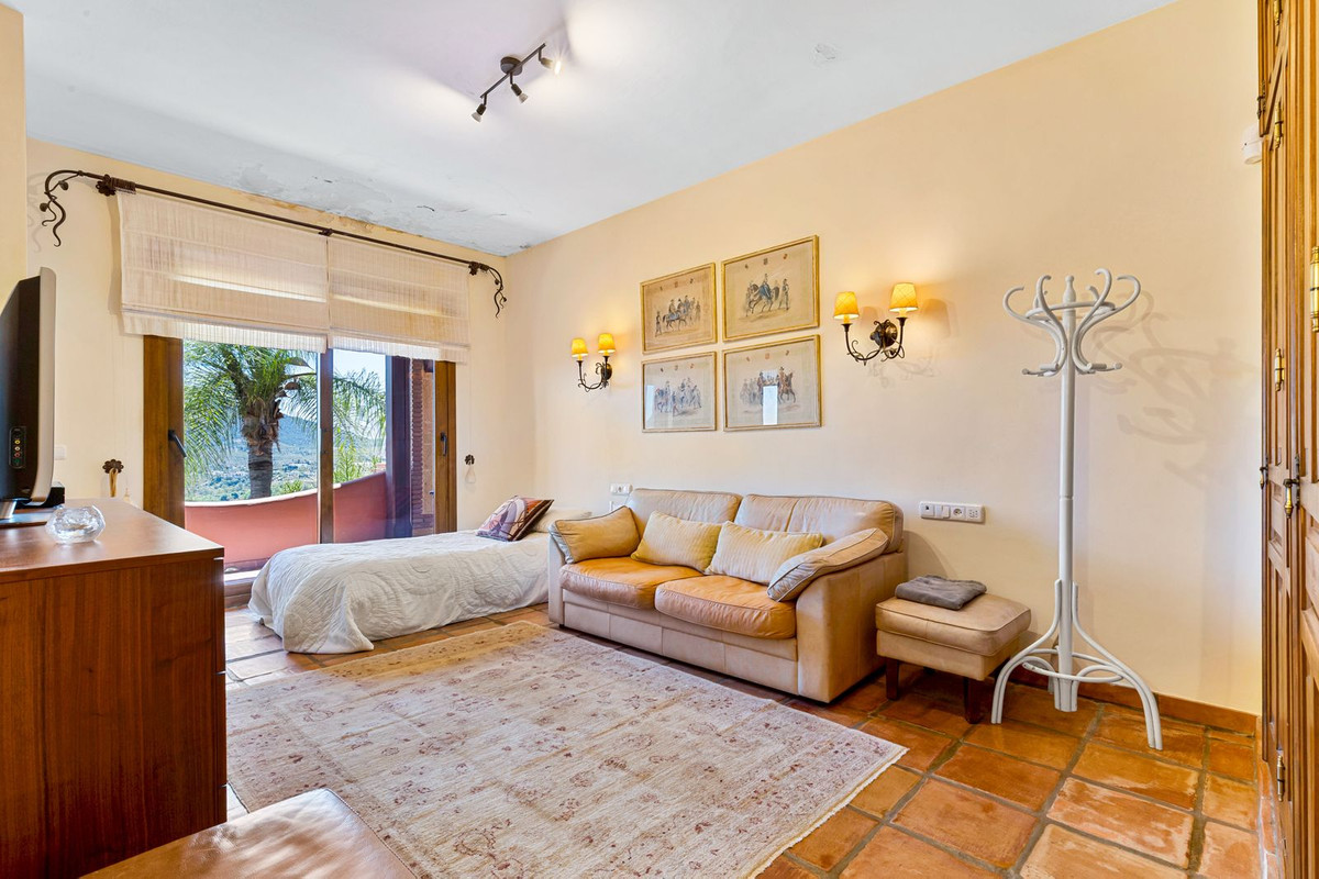 Finca - Cortijo te koop in Coín | 8 slaapkamers H5394313