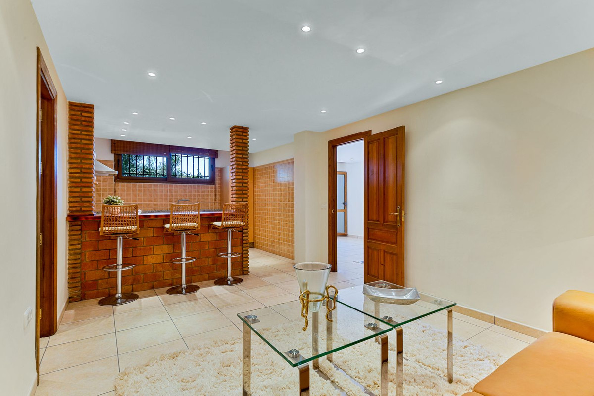 Finca - Cortijo te koop in Coín | 8 slaapkamers H5394313