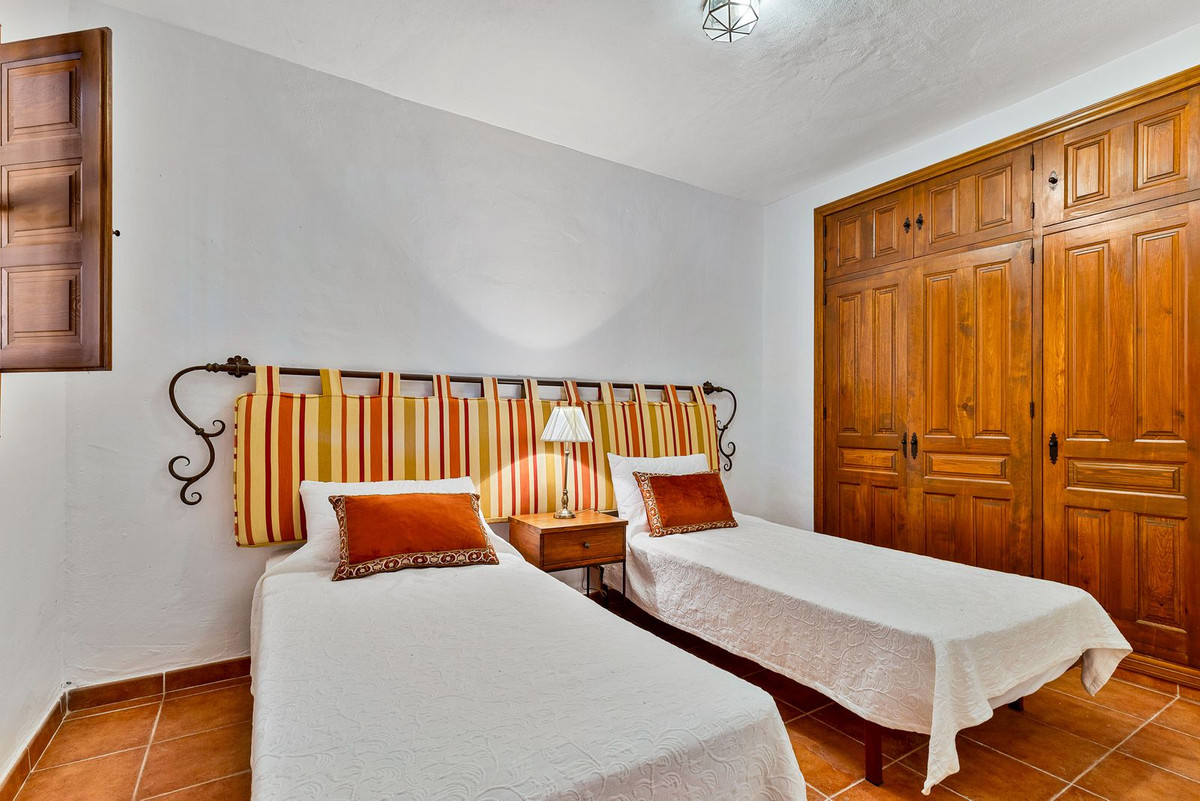 Finca - Cortijo te koop in Coín | 8 slaapkamers H5394313