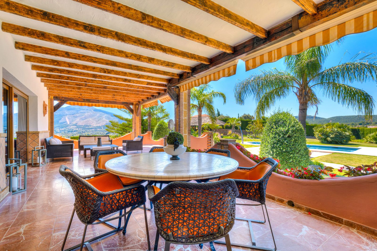 Finca - Cortijo te koop in Coín | 8 slaapkamers H5394313