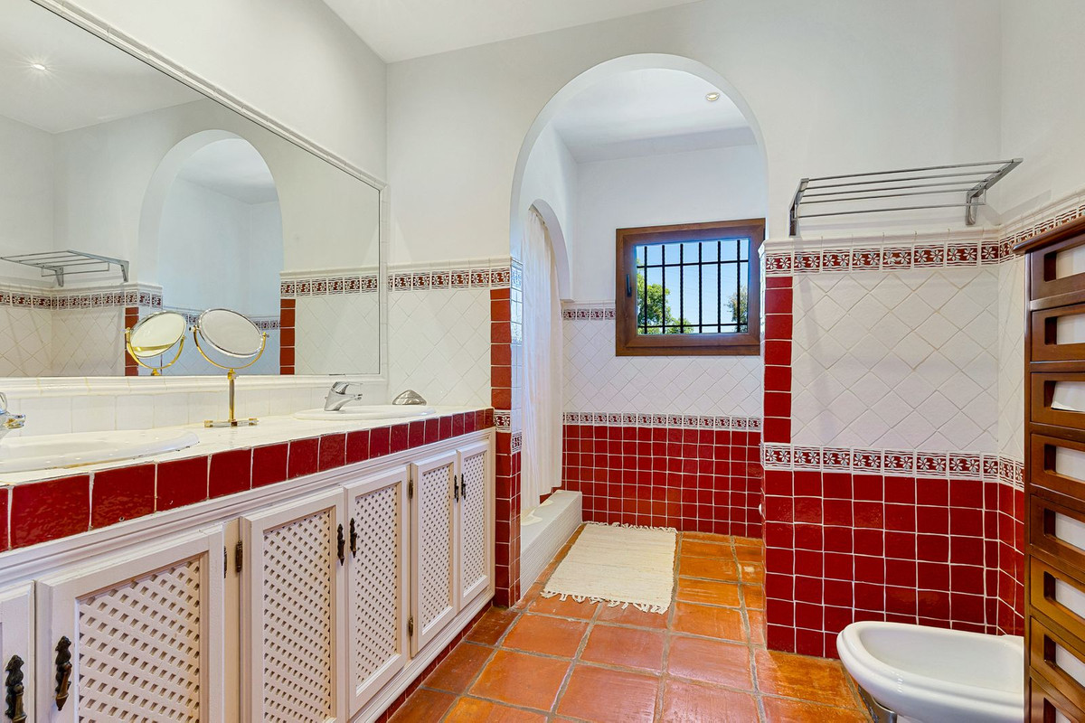 Finca - Cortijo te koop in Coín | 8 slaapkamers H5394313