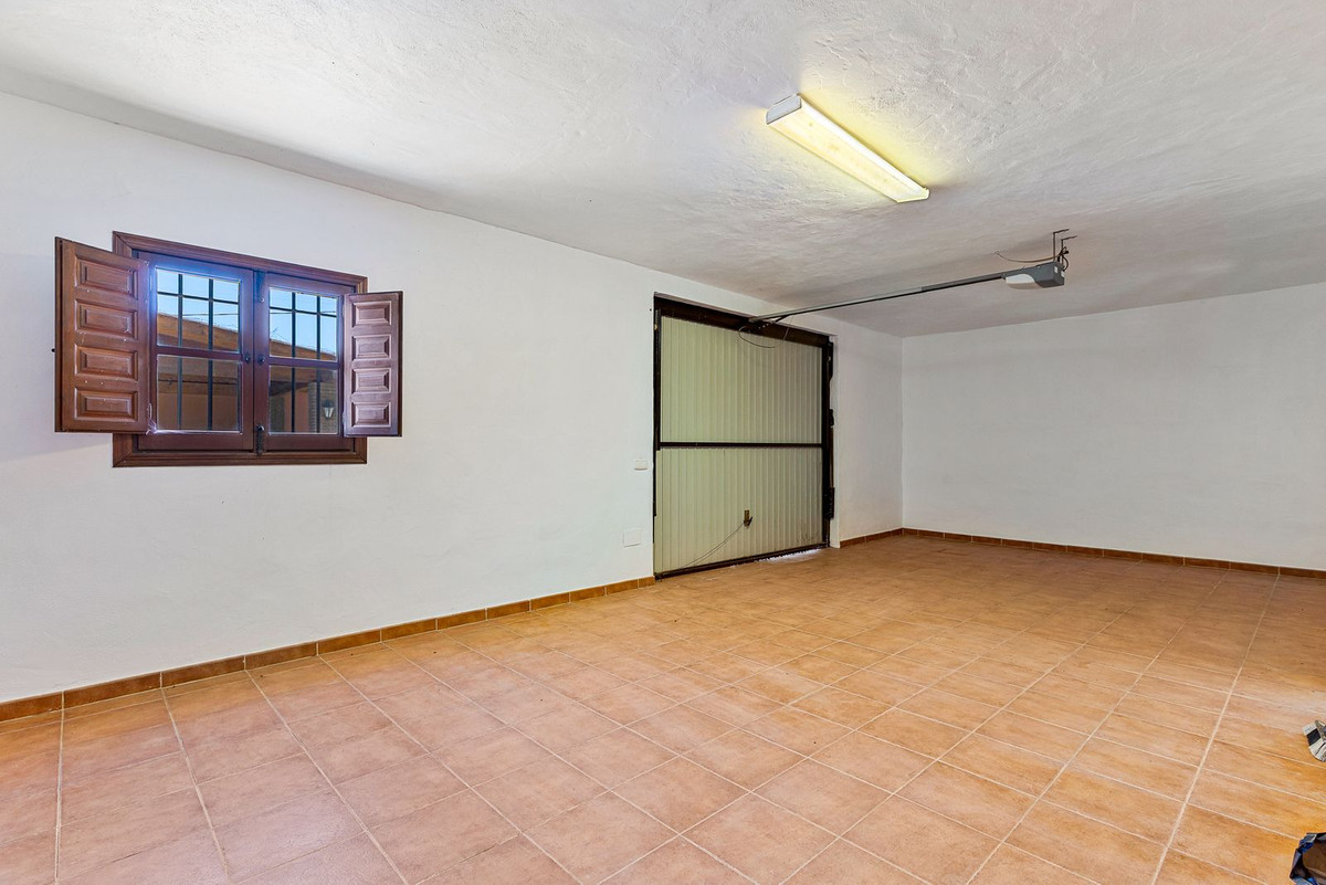 Finca - Cortijo te koop in Coín | 8 slaapkamers H5394313