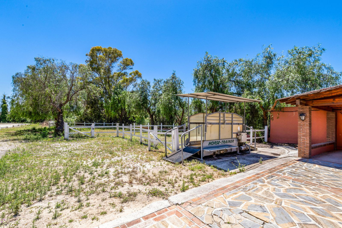 Finca - Cortijo te koop in Coín | 8 slaapkamers H5394313