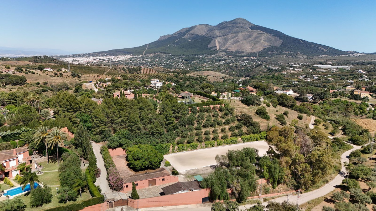 Finca - Cortijo te koop in Coín | 8 slaapkamers H5394313
