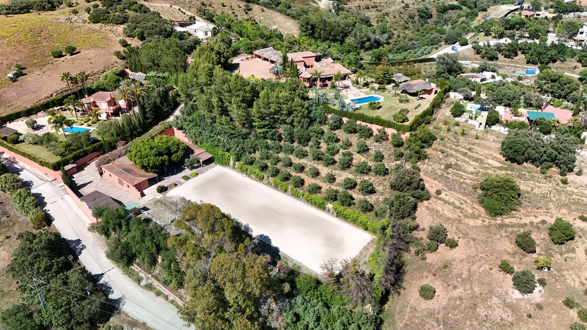 Finca - Cortijo te koop in Coín | 8 slaapkamers H5394313
