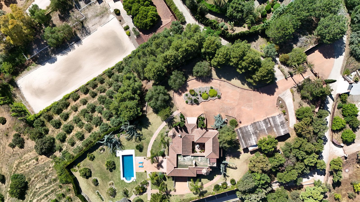 Finca - Cortijo te koop in Coín | 8 slaapkamers H5394313