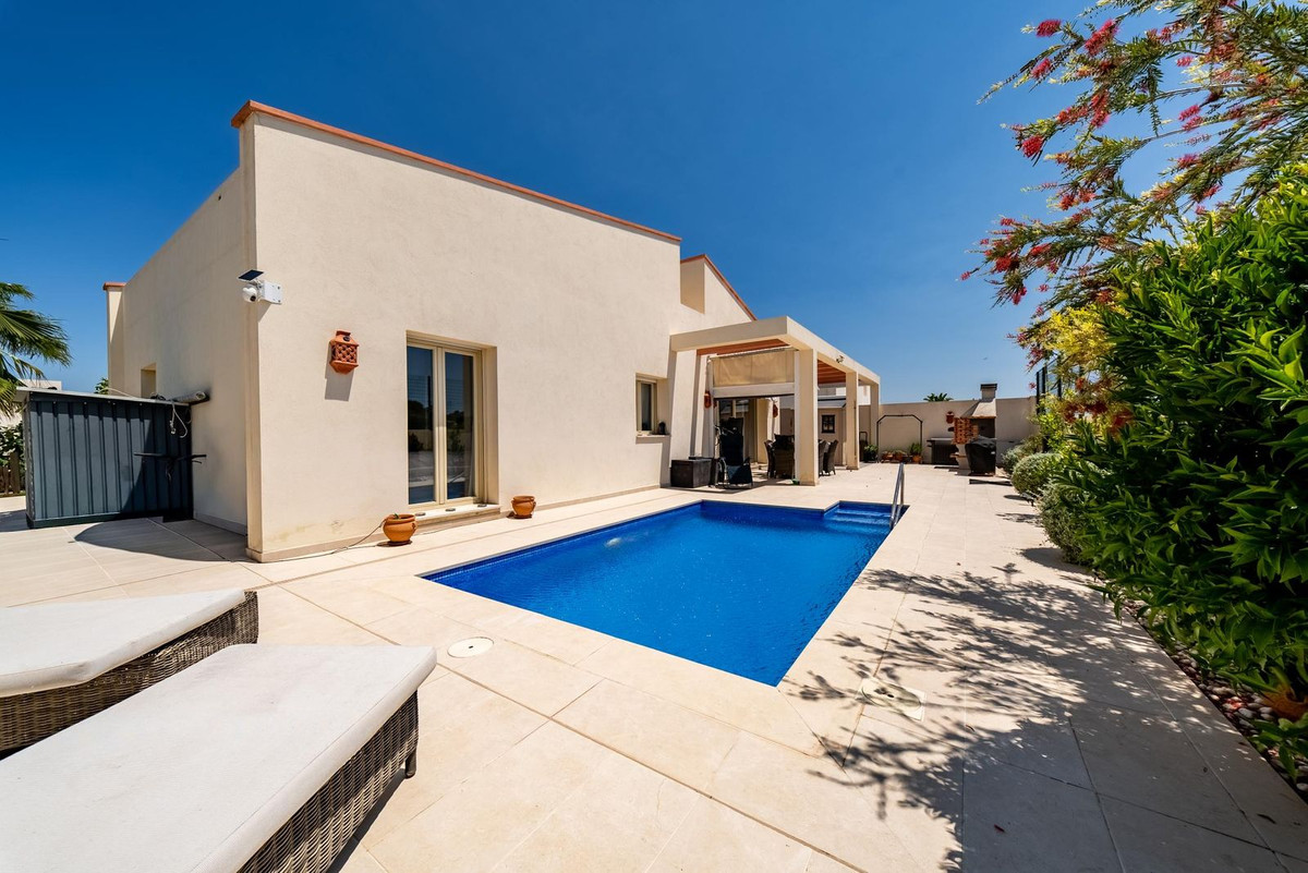 Vrijstaande Villa te koop in Coín | 3 slaapkamers H5412289