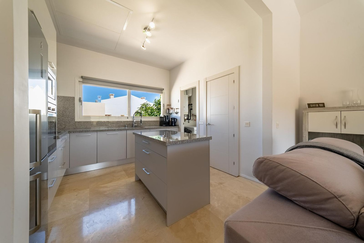 Vrijstaande Villa te koop in Coín | 3 slaapkamers H5412289