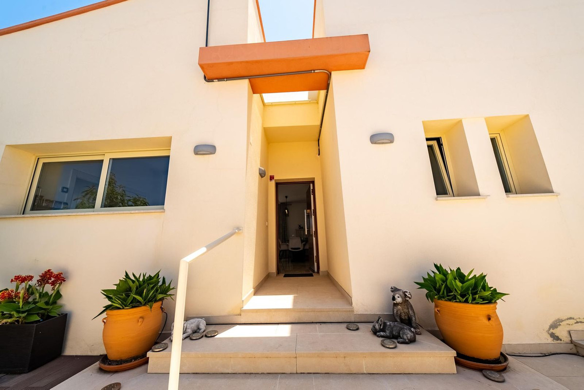Vrijstaande Villa te koop in Coín | 3 slaapkamers H5412289