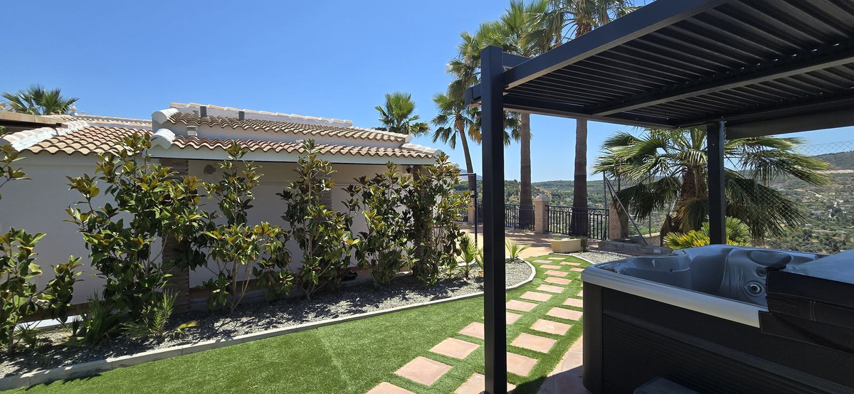 Property main view 42