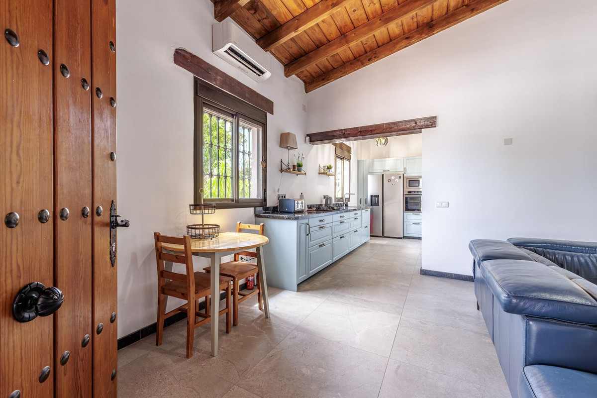 Vrijstaande Villa te koop in Coín | 3 slaapkamers H5441161