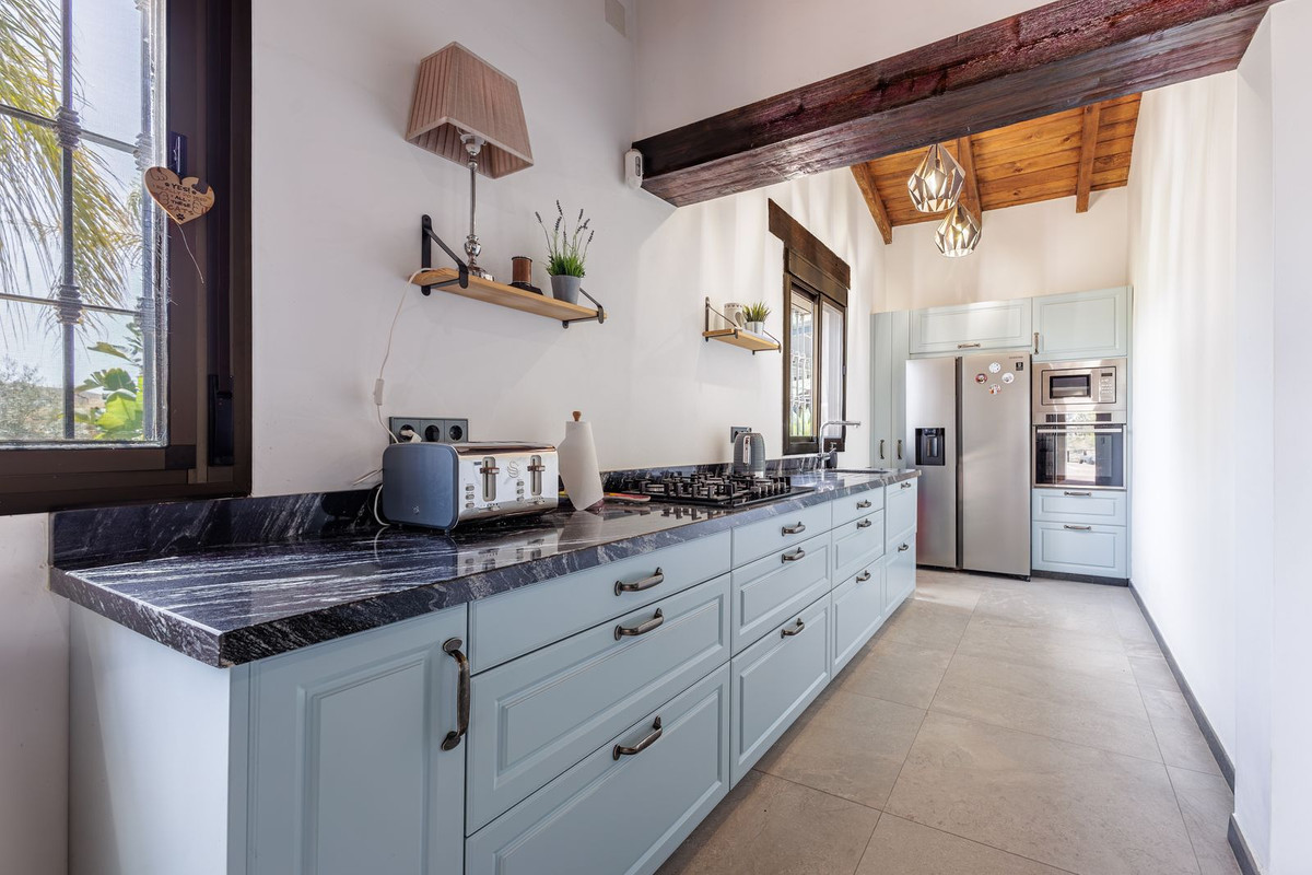 Vrijstaande Villa te koop in Coín | 3 slaapkamers H5441161