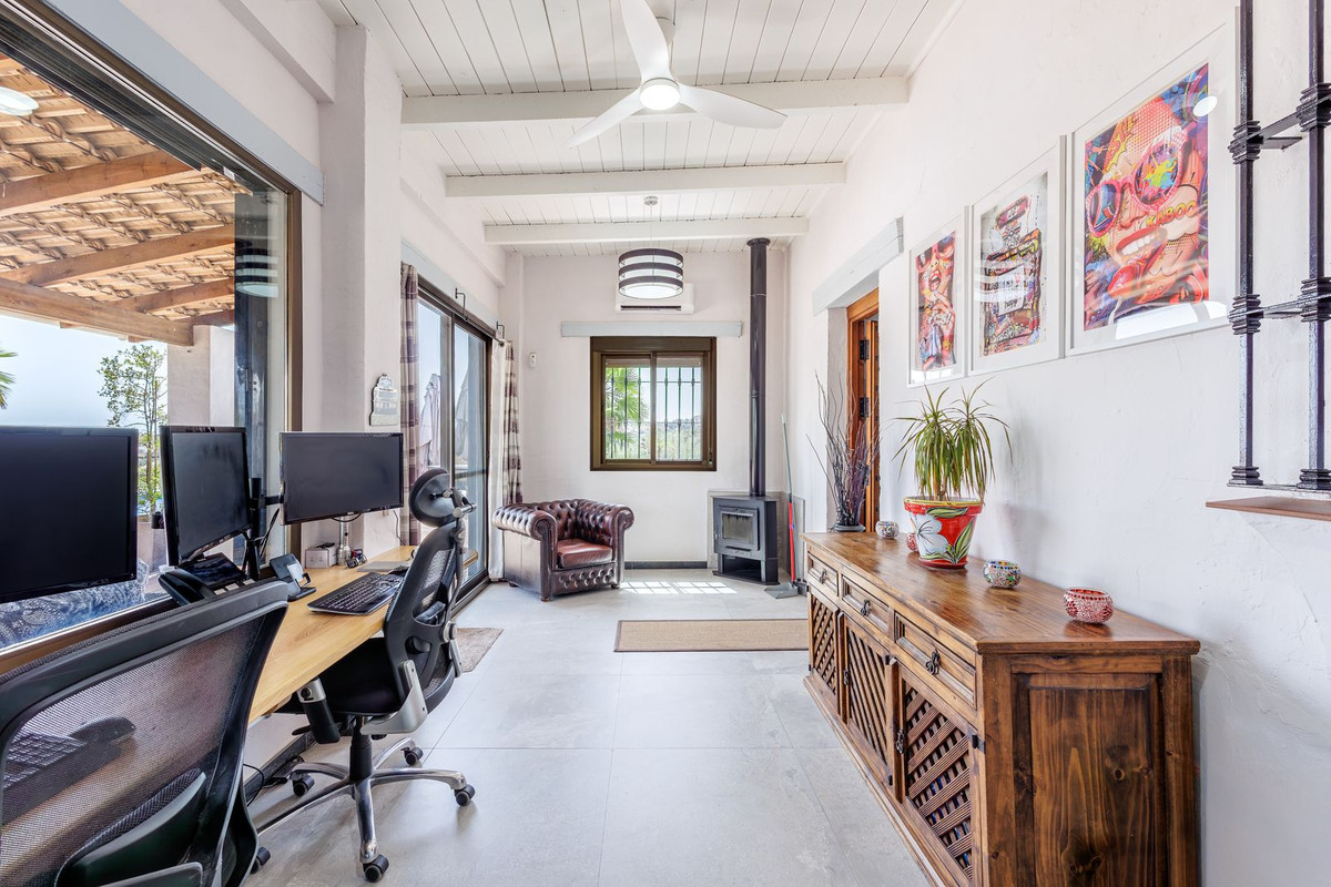 Vrijstaande Villa te koop in Coín | 3 slaapkamers H5441161