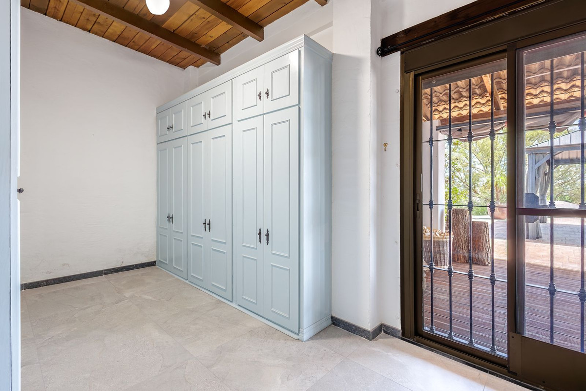 Vrijstaande Villa te koop in Coín | 3 slaapkamers H5441161