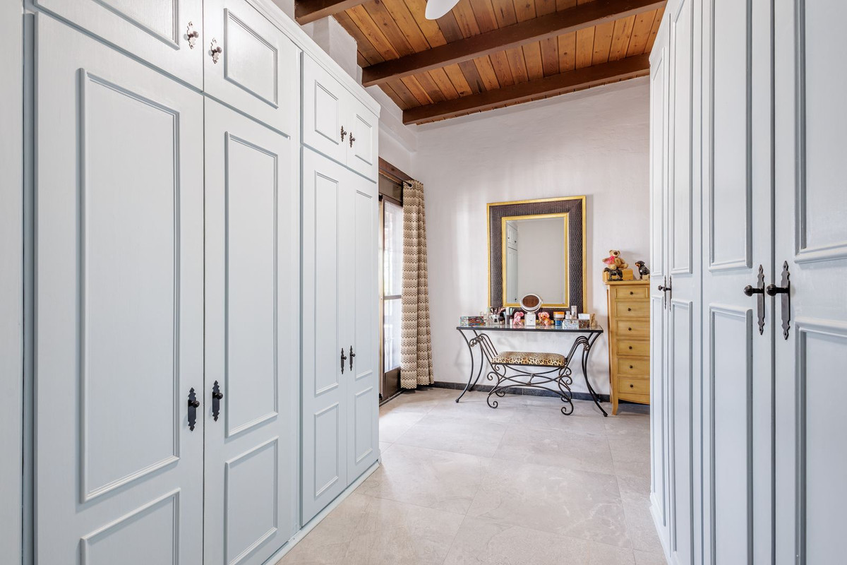 Vrijstaande Villa te koop in Coín | 3 slaapkamers H5441161