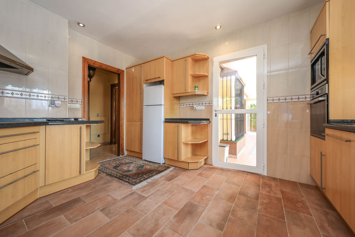 Vrijstaande Villa te koop in Coín | 4 slaapkamers H5444950