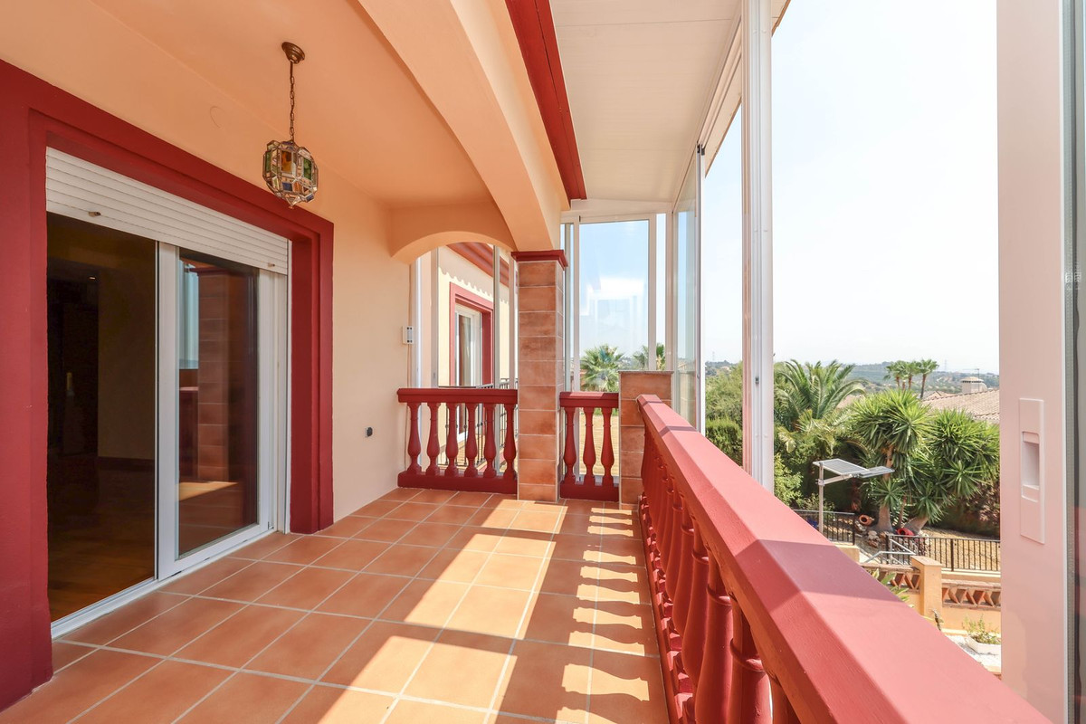 Vrijstaande Villa te koop in Coín | 4 slaapkamers H5444950