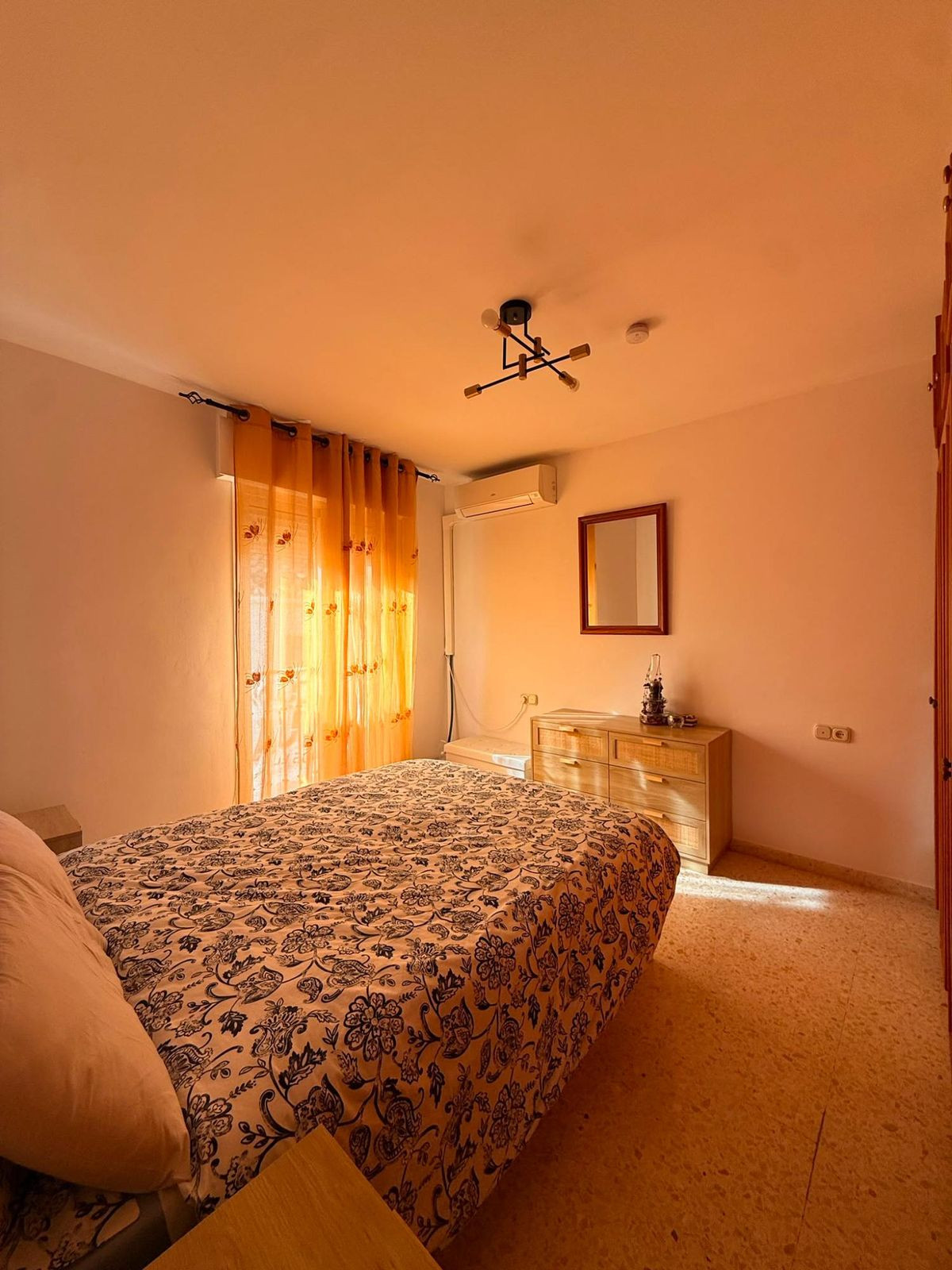 Geschakelde Woning te koop in Coín | 3 slaapkamers H5445016