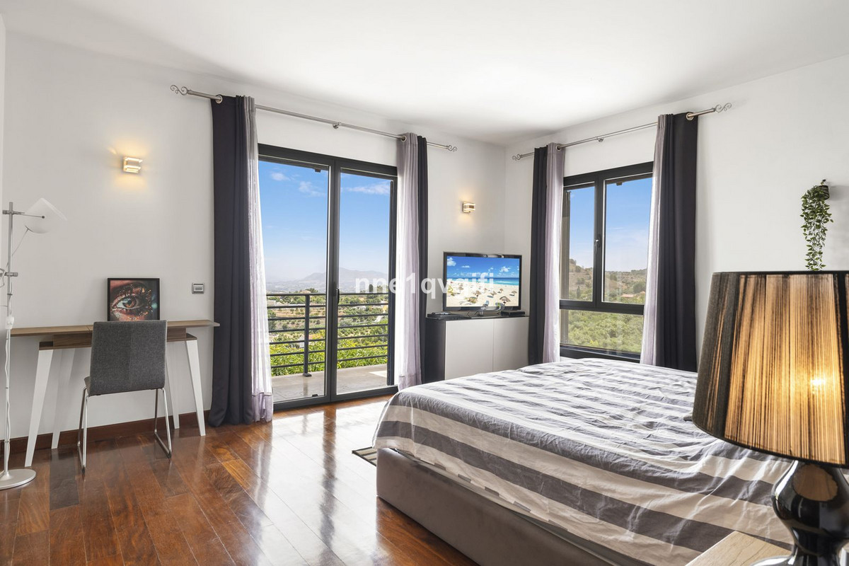 Vrijstaande Villa te koop in Coín | 5 slaapkamers H5447311