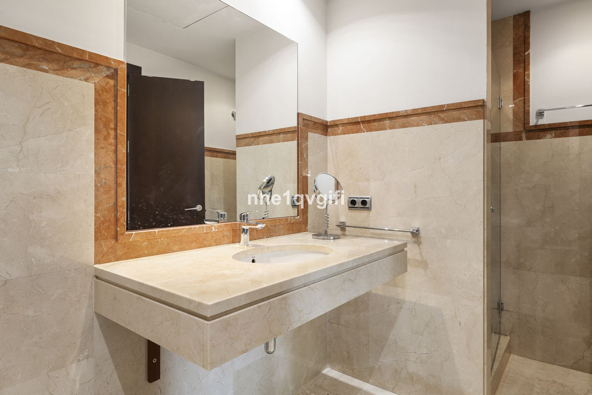 Vrijstaande Villa te koop in Coín | 5 slaapkamers H5447311