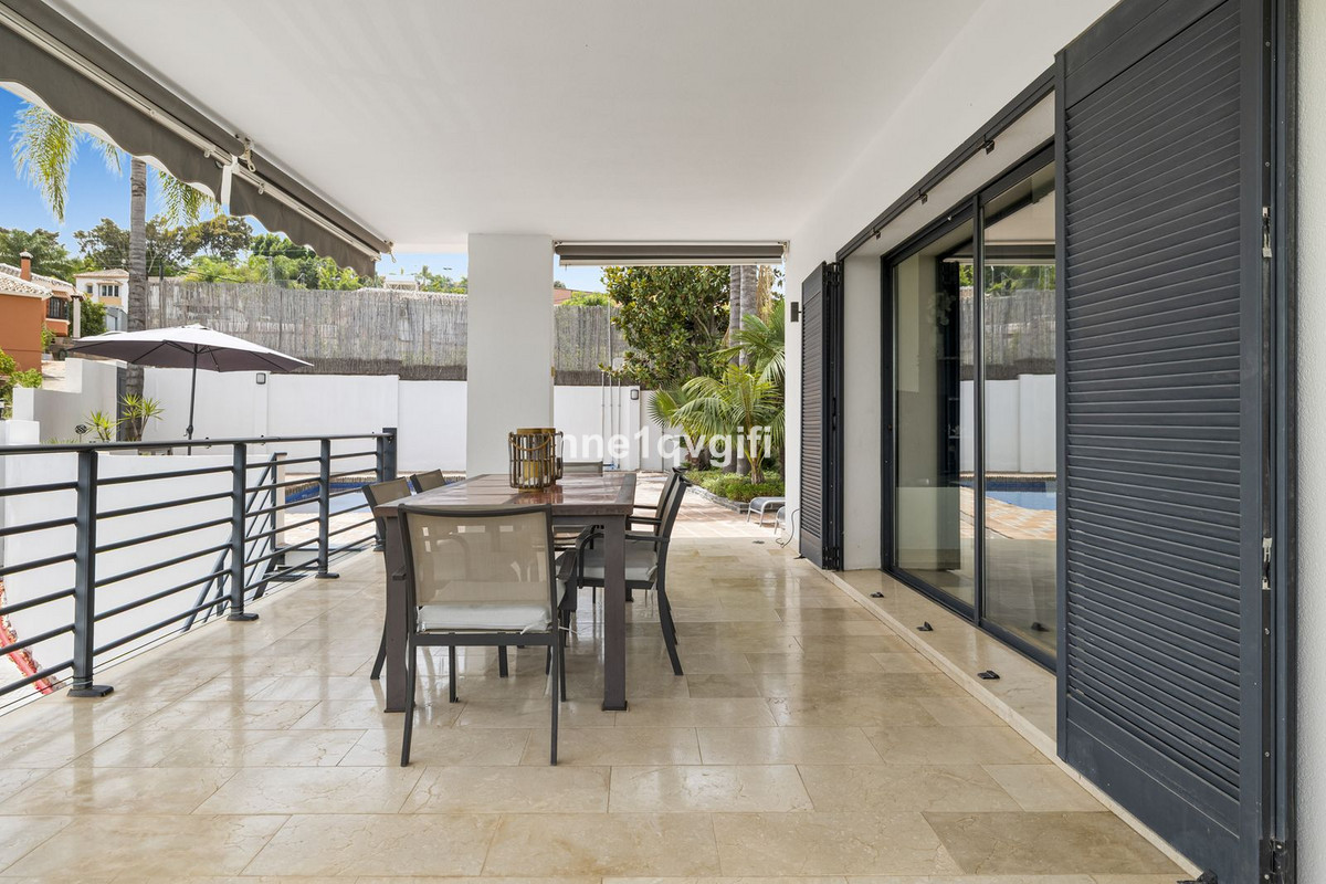 Vrijstaande Villa te koop in Coín | 5 slaapkamers H5447311
