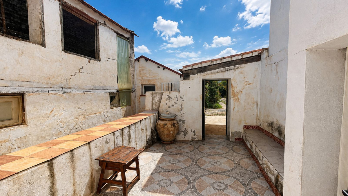 Property main view 33