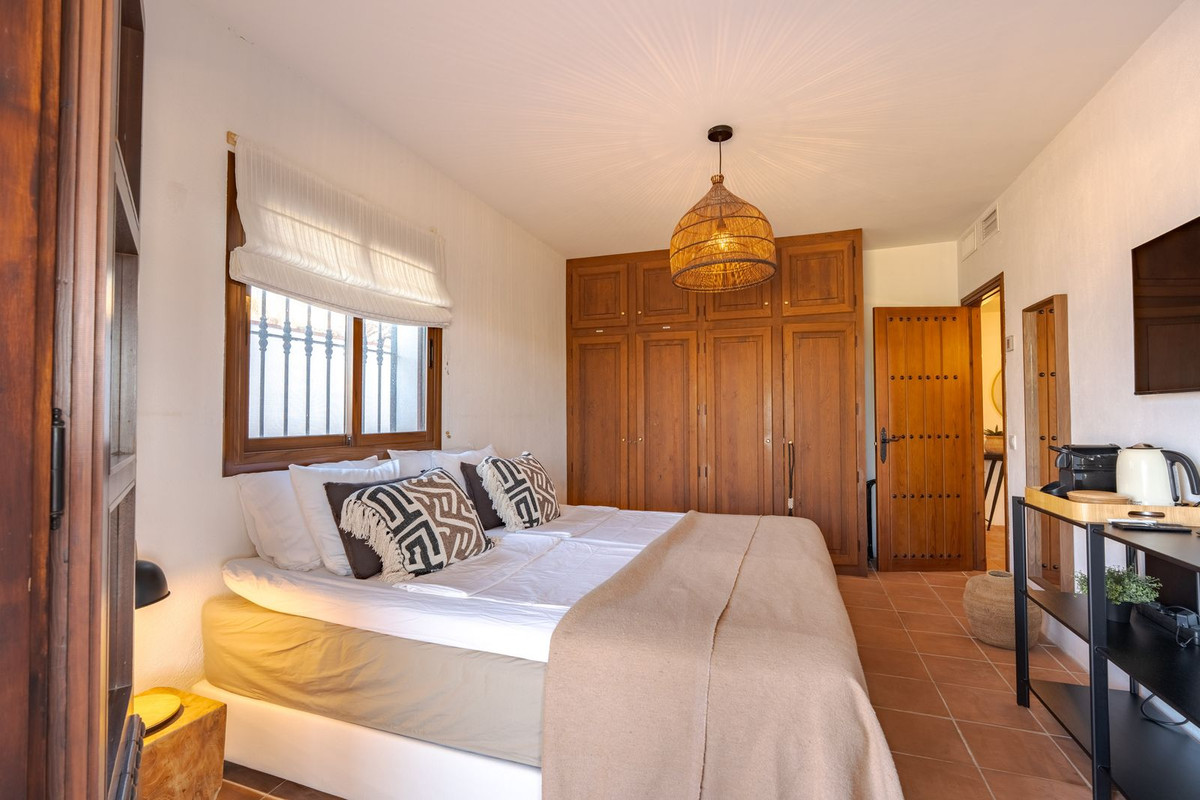 Property main view 40