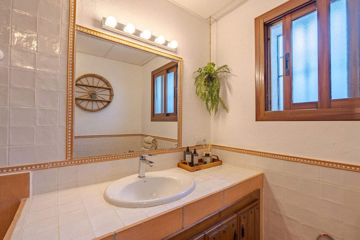 Property main view 44