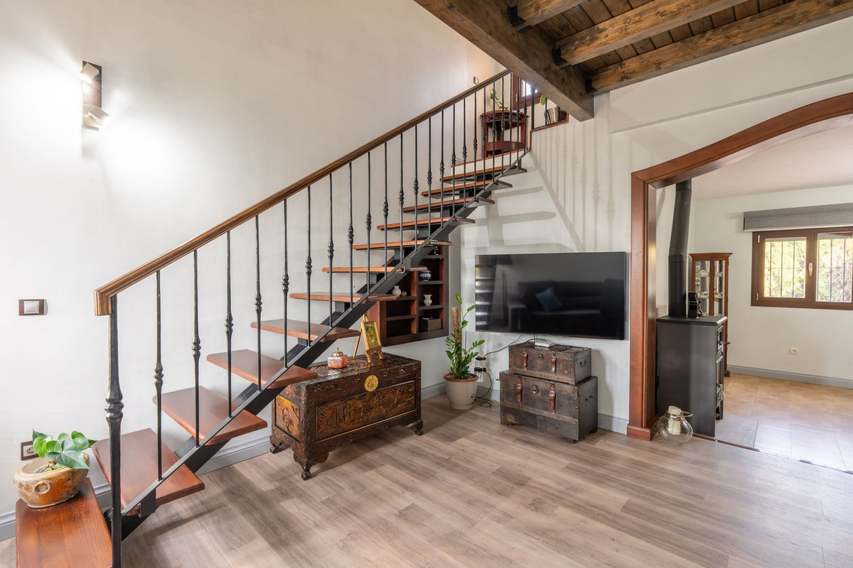Vrijstaande Villa te koop in Coín | 3 slaapkamers H5461279